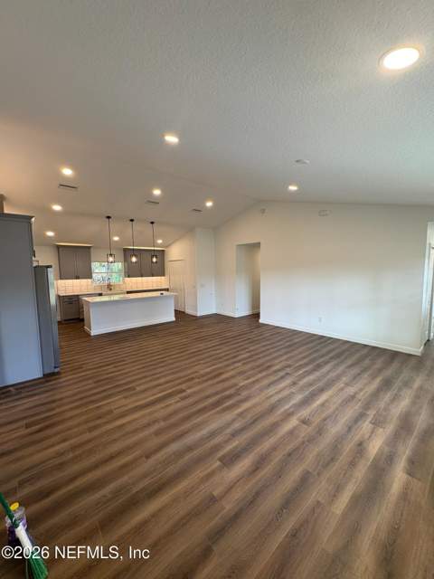 101 Yawn Avenue, Interlachen FL - photo 6 of 10