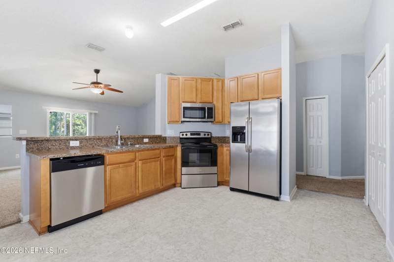 3 bedroom Single Family Residence at 2219 Sotterley Lane, Pritchard Plantation, Jacksonville — photo 3