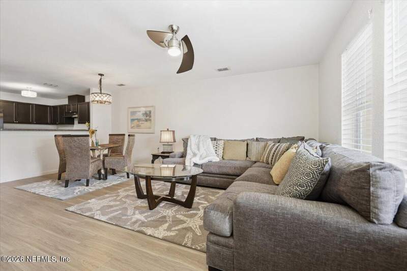 3 bedroom Townhouse at 156 Sandy Beach Lane, Oceangate, Atlantic Beach — photo 5