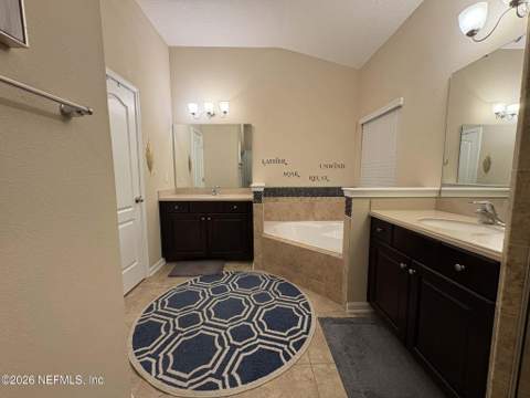 5427 Parkside Lakes Drive, Jacksonville FL - photo 16 of 24