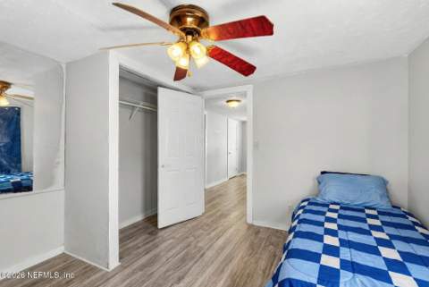 5021 Shannon Avenue, Jacksonville FL - photo 16 of 20