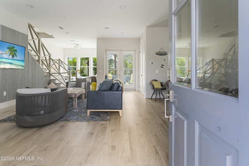 3 bedroom Single Family Residence at 427 N 6th Street, Atlantic Park, Jacksonville Beach — photo 1