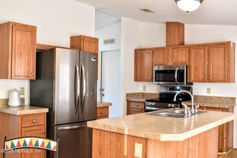 117 Lake View Avenue, Georgetown FL - photo 19 of 40