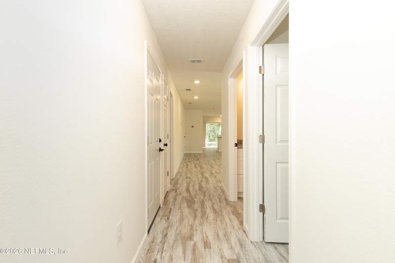3 bedroom Single Family Residence at 6022 Dunmire Avenue, Dinsmore, Jacksonville — photo 3