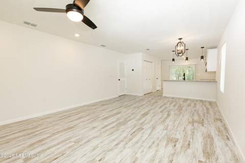 6022 Dunmire Avenue, Jacksonville FL - photo 9 of 16