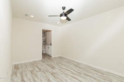 6022 Dunmire Avenue, Jacksonville FL - photo 13 of 16