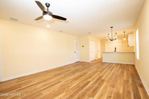 6026 Dunmire Avenue, Jacksonville FL - photo 8 of 16