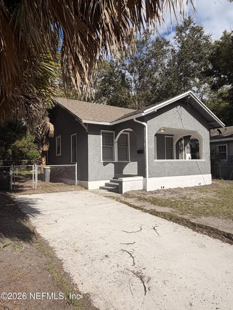 2 bedroom Single Family Residence at 659 Basswood Street, Brentwood, Jacksonville — photo 2