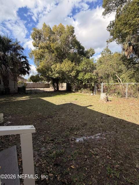 659 Basswood Street, Jacksonville FL - photo 11 of 12