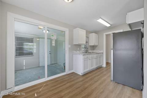 5306 Paris Avenue, Jacksonville FL - photo 6 of 26