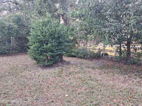 2731 Floradale Drive, Jacksonville FL - photo 15 of 42
