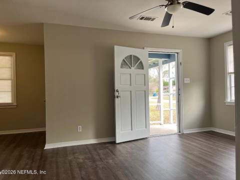10234 Elmhurst Drive, Jacksonville FL - photo 10 of 25