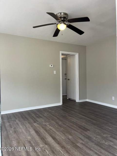 10234 Elmhurst Drive, Jacksonville FL - photo 9 of 25