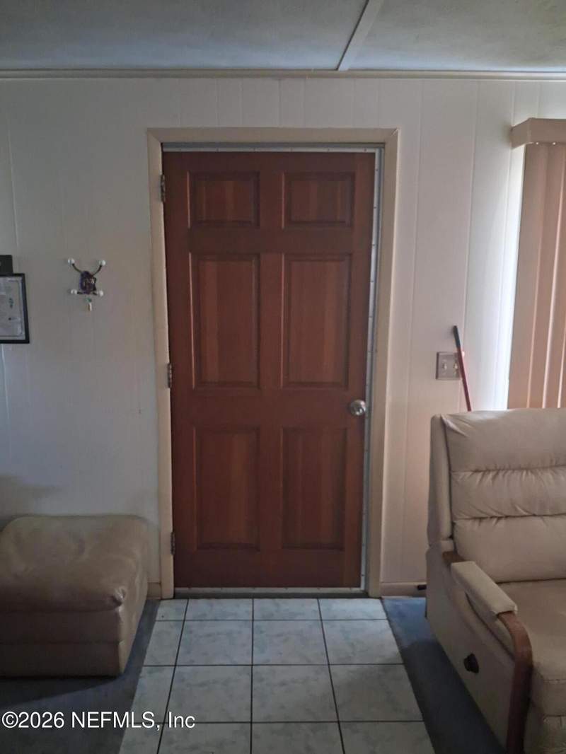 2 bedroom Single Family Residence at 2731 Floradale Drive, Floradale, Jacksonville — photo 2