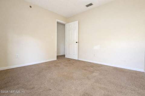 735 Chestnut Oak Drive, Jacksonville FL - photo 9 of 31