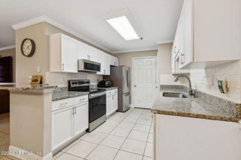 30970 Paradise Commons #316, Fernandina Beach FL - photo 13 of 34