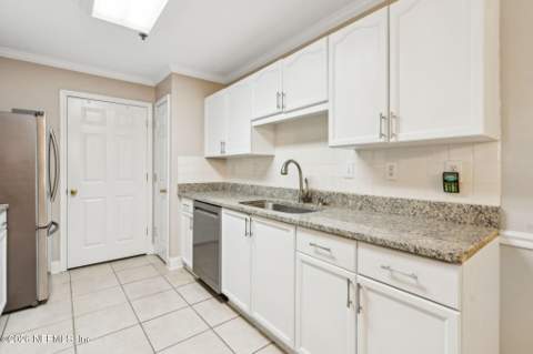 30970 Paradise Commons #316, Fernandina Beach FL - photo 15 of 34