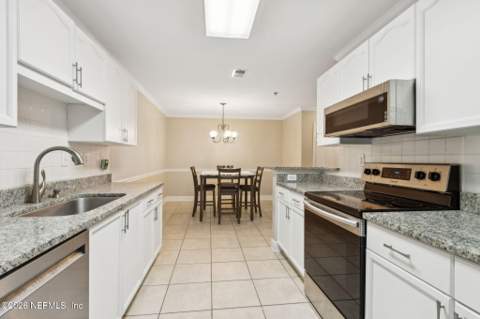 30970 Paradise Commons #316, Fernandina Beach FL - photo 6 of 34