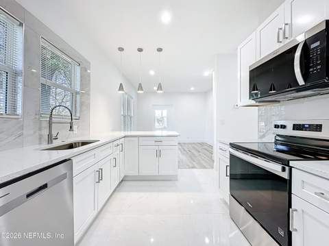 644 Willow Branch Avenue, Jacksonville FL - photo 7 of 23