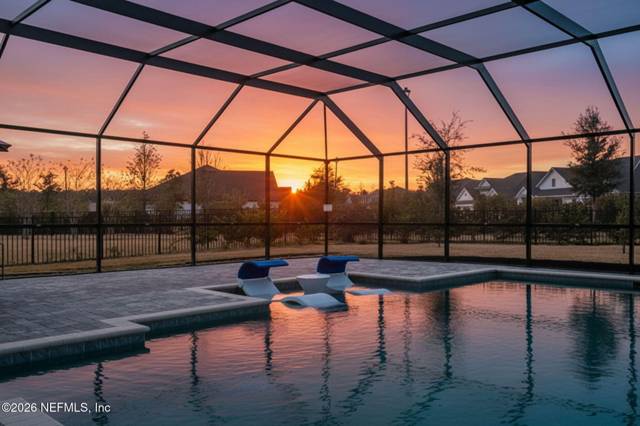 Eagle Landing Oakleaf