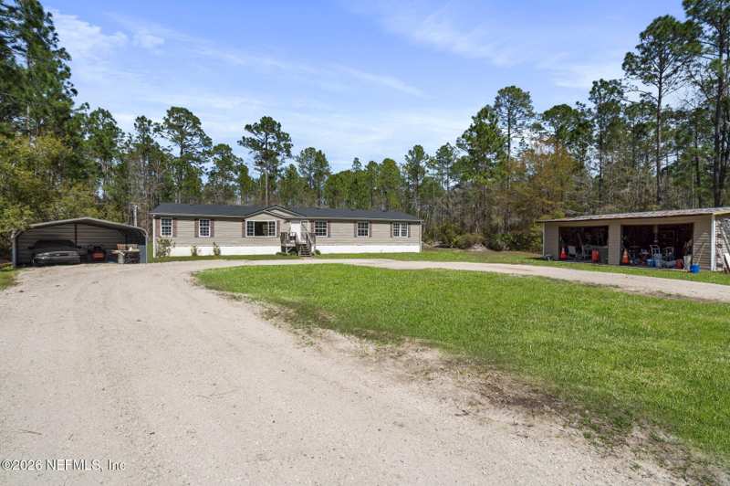4 bedroom Manufactured Home at 4990 Laurel Street, Middleburg, Middleburg — photo 1