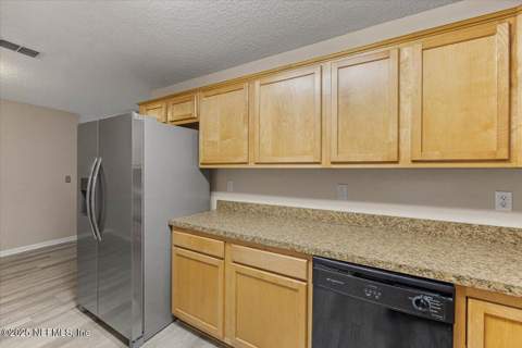 4527 Clairmont Road, Jacksonville FL - photo 15 of 41