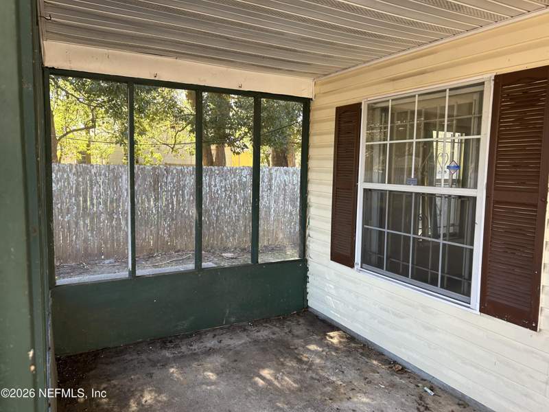 3 bedroom Single Family Residence at 5352 Dodge Road, Moncrief Highlands, Jacksonville — photo 2
