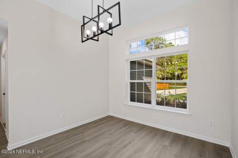 6882 Barney Road, Jacksonville FL - photo 11 of 47