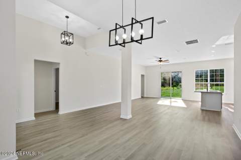 6882 Barney Road, Jacksonville FL - photo 13 of 47