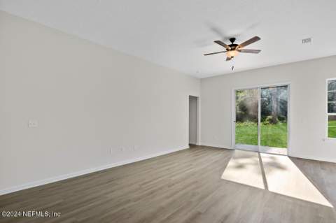 6882 Barney Road, Jacksonville FL - photo 14 of 47