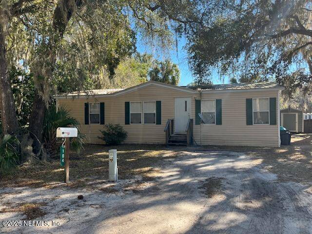 104 LUNKER LODGE Road