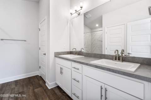 8339 Helmsley Boulevard, Jacksonville FL - photo 10 of 16