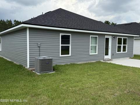 8339 Helmsley Boulevard, Jacksonville FL - photo 11 of 16