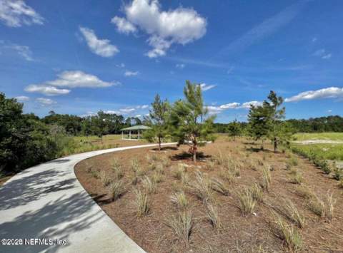 8339 Helmsley Boulevard, Jacksonville FL - photo 14 of 16