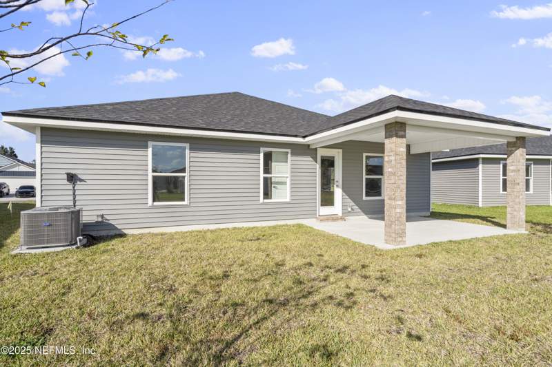 4 bedroom Single Family Residence at 8363 Helmsley Boulevard, Summerglen, Jacksonville — photo 3