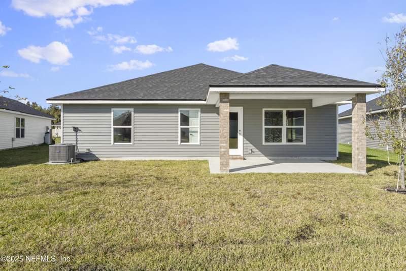 4 bedroom Single Family Residence at 8363 Helmsley Boulevard, Summerglen, Jacksonville — photo 4