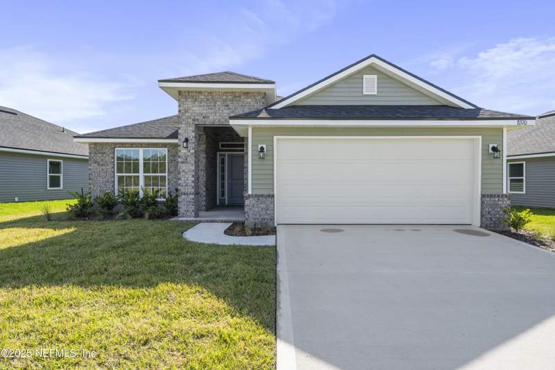 4 bedroom Single Family Residence at 8321 Helmsley Boulevard, Summerglen, Jacksonville — photo 2
