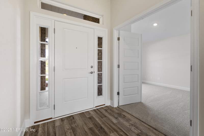 4 bedroom Single Family Residence at 8321 Helmsley Boulevard, Summerglen, Jacksonville — photo 3
