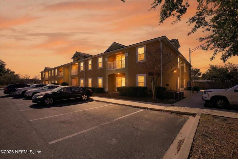 2 bedroom Condominium at 6915 Ortega Woods Drive #3-12, Woods Of Ortega, Jacksonville — photo 2