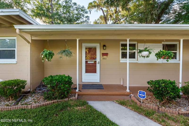 3 bedroom Single Family Residence at 5861 Michigan Avenue, Jacquelines, Jacksonville — photo 3