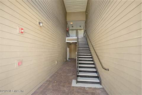 1112 Golden Lake Loop, St. Augustine FL - photo 7 of 57