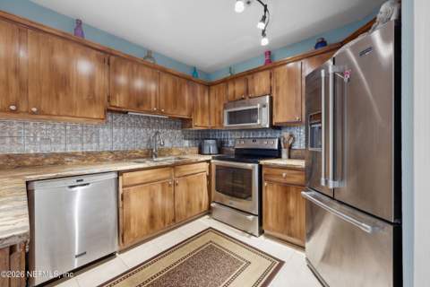 1701 The Greens Way #1923, Jacksonville Beach FL - photo 19 of 53
