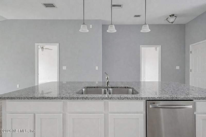 4 bedroom Single Family Residence at 6080 Patriots Landing Lane, Patriots Landing, Jacksonville — photo 4