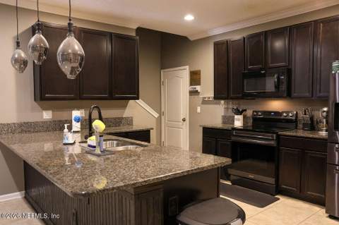 546 Hopewell Drive, Orange Park FL - photo 14 of 48