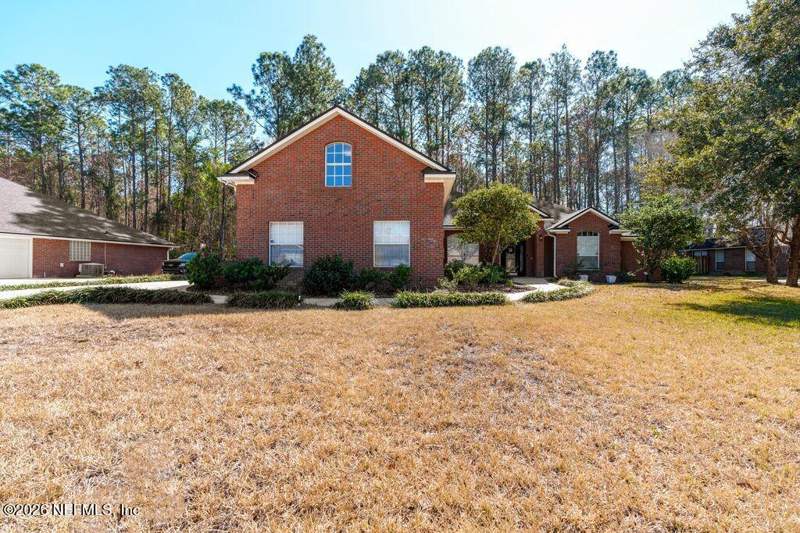 4 bedroom Single Family Residence at 10272 Manorville Drive, The Hamlet, Jacksonville — photo 2