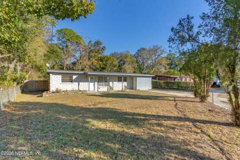 8843 Darlington Drive, Jacksonville FL - photo 17 of 32