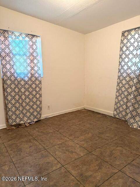 2239 W 17th Street, Jacksonville FL - photo 6 of 16
