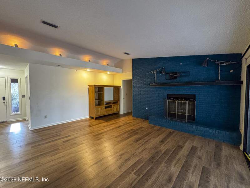 3 bedroom Single Family Residence at 114 Mandarin Lake Road, Swisher Lakes, Melrose — photo 3
