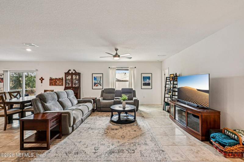 4 bedroom Single Family Residence at 169 Bird Of Paradise Drive, Indian Trails, Palm Coast — photo 5