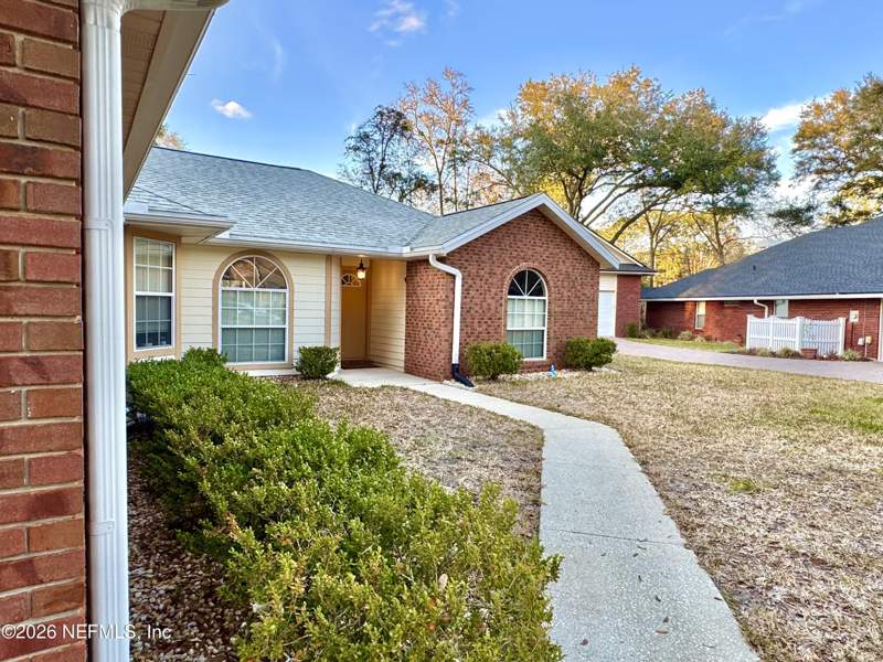 3 bedroom Single Family Residence at 421 Chicopee Court, Julington Creek, Jacksonville — photo 2